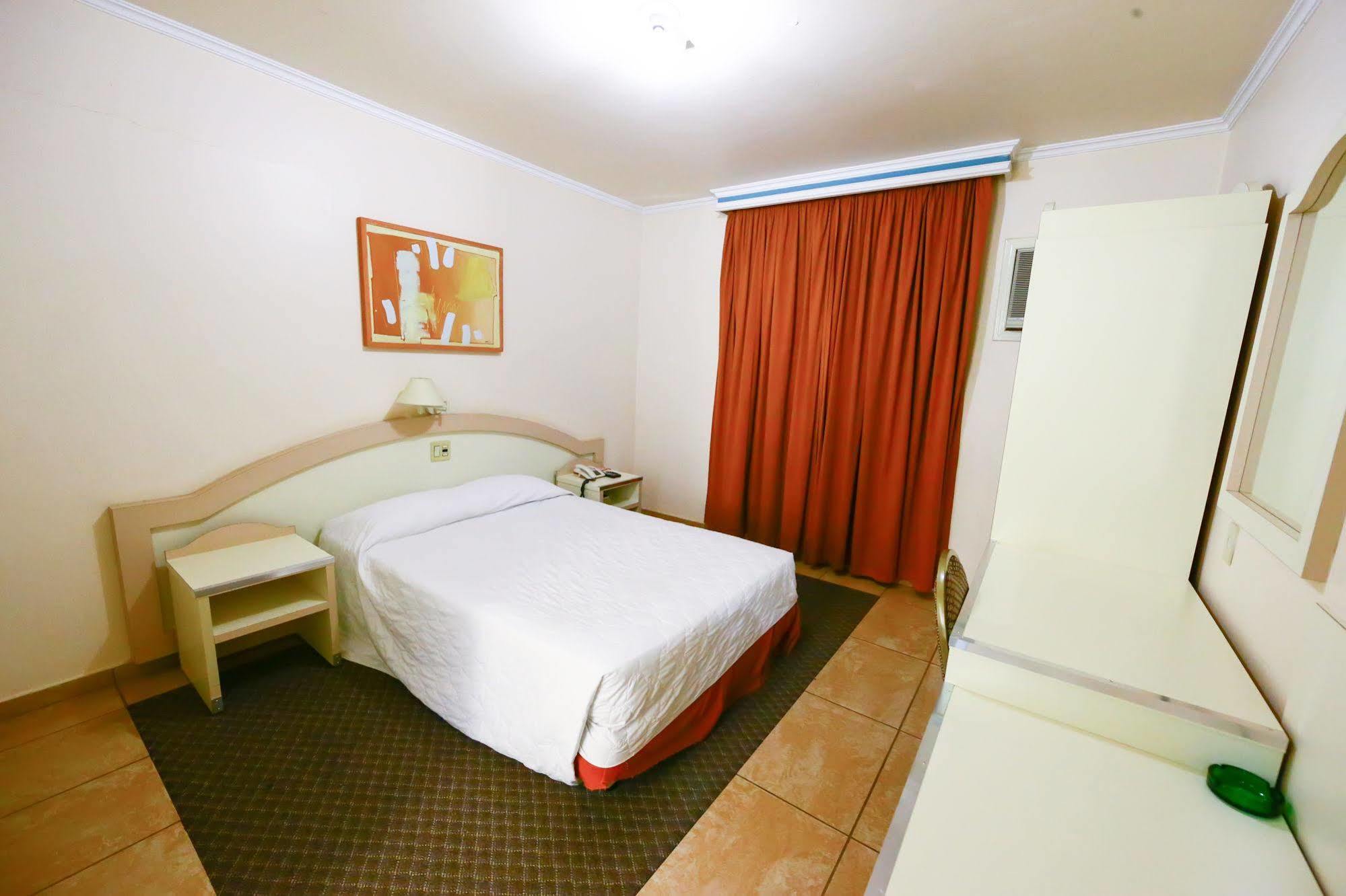 Prince Hotel リベイラン・プレト エクステリア 写真